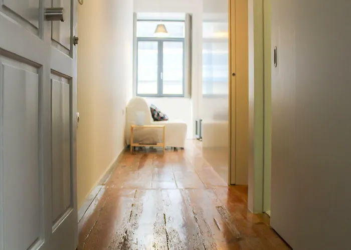 Bonjardim Flats - T1 Daire *